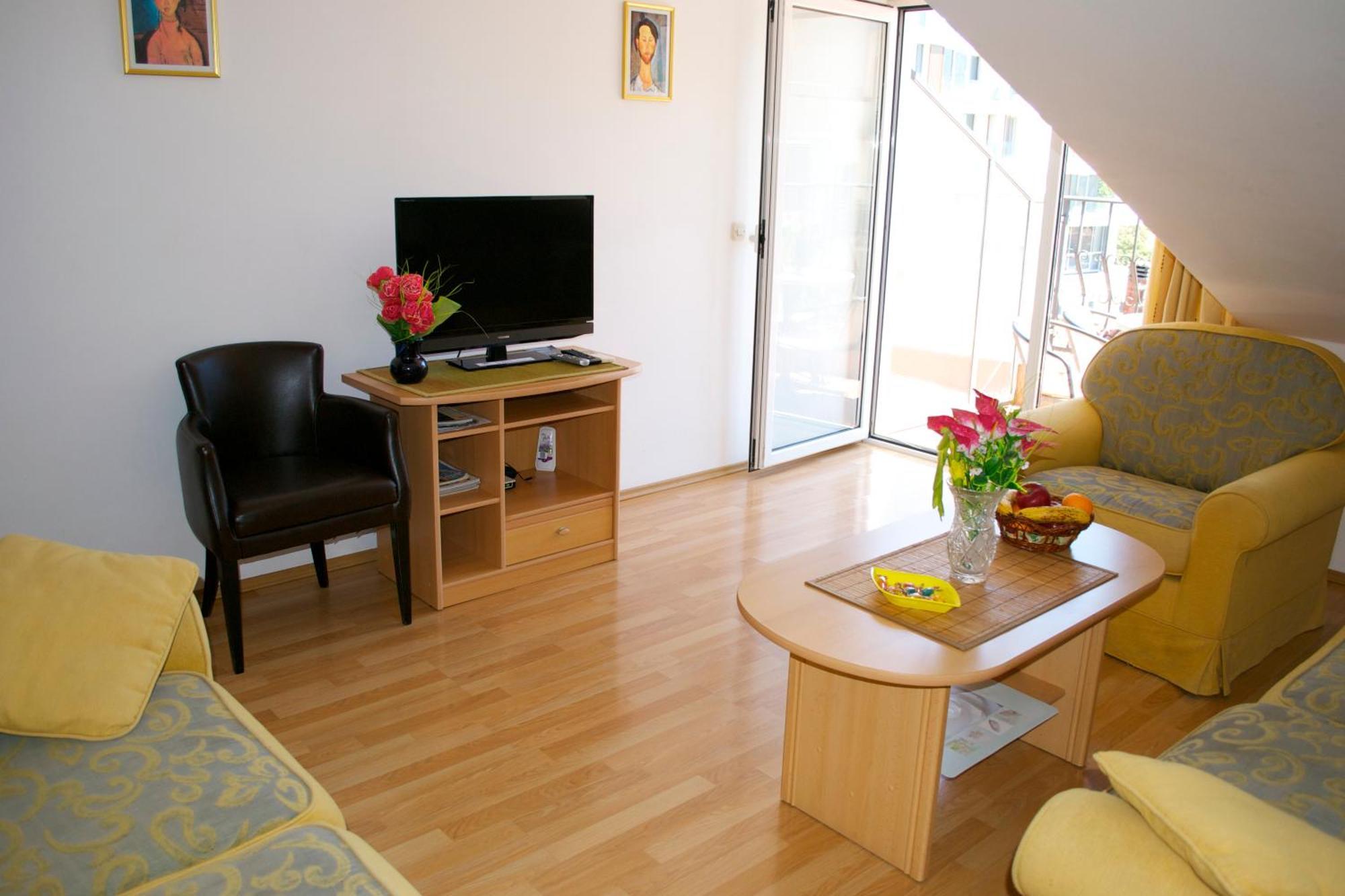Apartments Luka Budva Eksteriør bilde